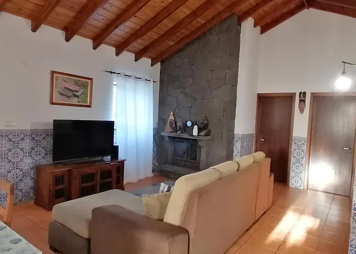 A Casa Da Formosinha * Madalena