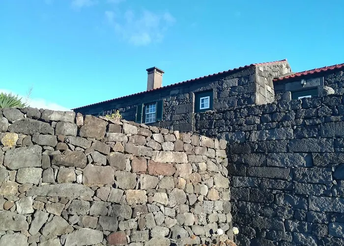 A Casa Da Formosinha * Madalena