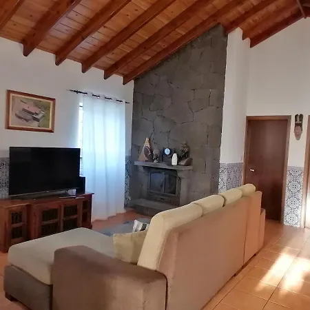 A Casa Da Formosinha * Madalena (Azores)